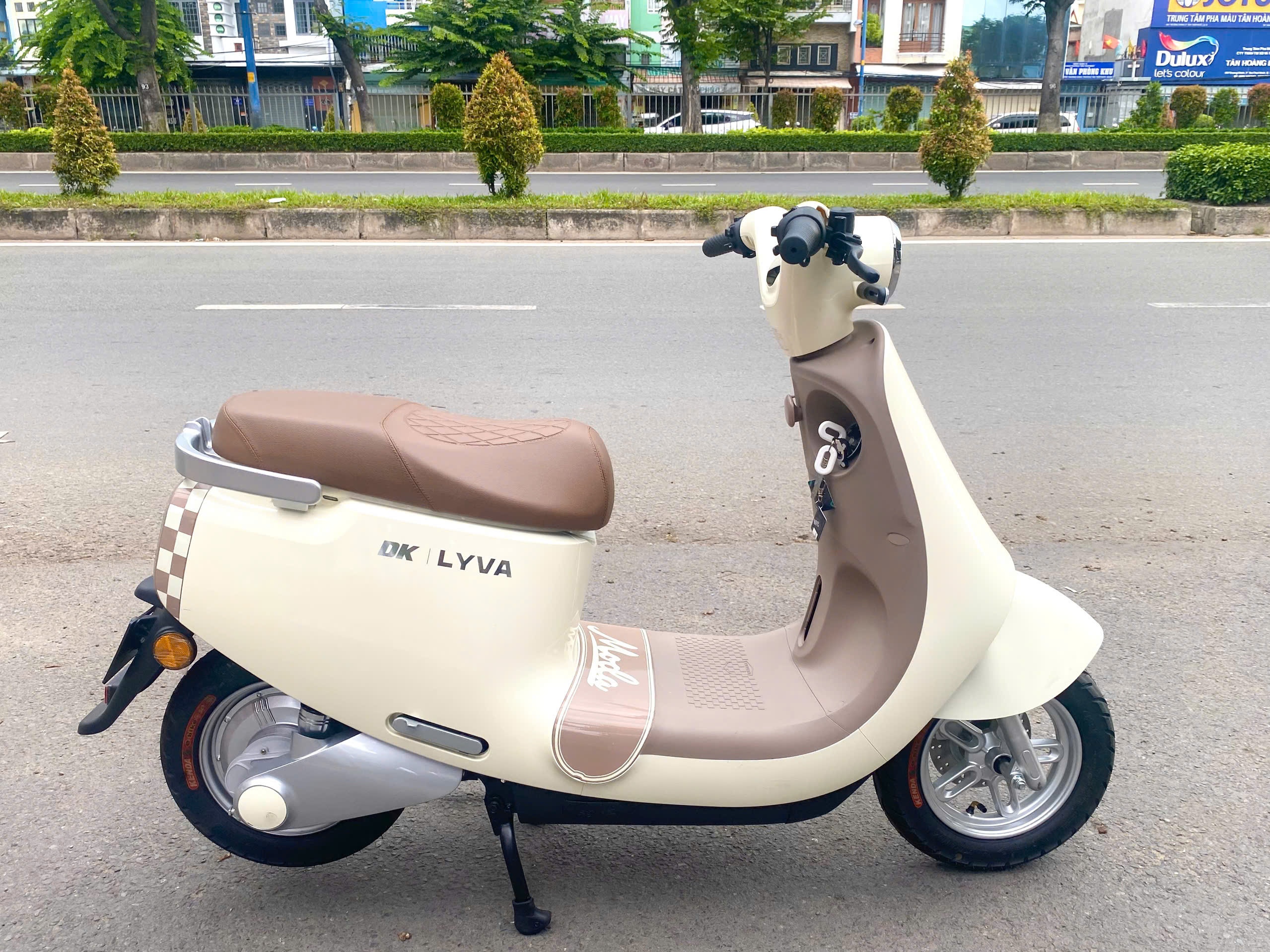 Xe máy điện DK Lyva Moda (Chạy: 90km/ lần sạc)