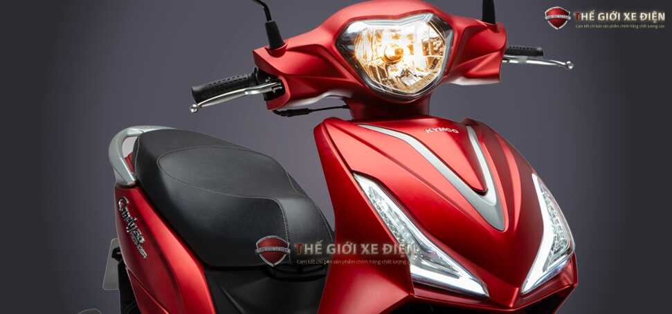 Xe ga 50cc KYMCO Candy Hermosa màu trắng/đỏ bóng Xe ga 50cc KYMCO Candy Hermosa màu trắng/đỏ bóng