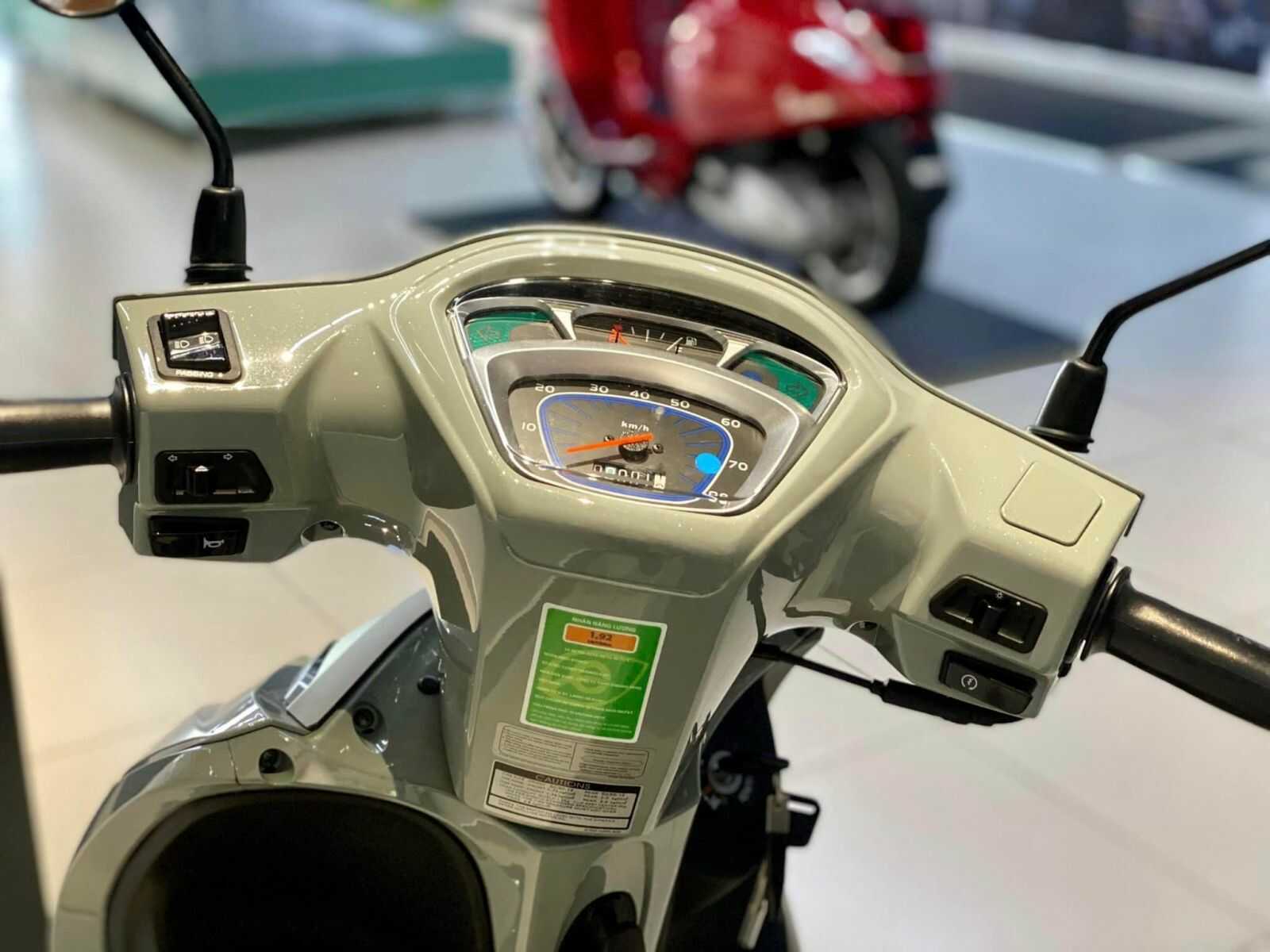 Xe ga 50cc KYMCO Candy Hermosa xám xi măng đời mới Xe ga 50cc KYMCO Candy Hermosa xám xi măng đời mới