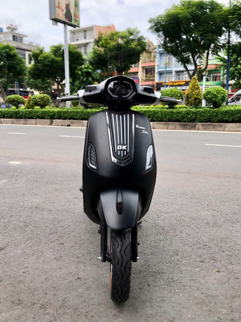 Xe ga 50cc DK Roma Lite S Đời Mới Nhất (vuông)