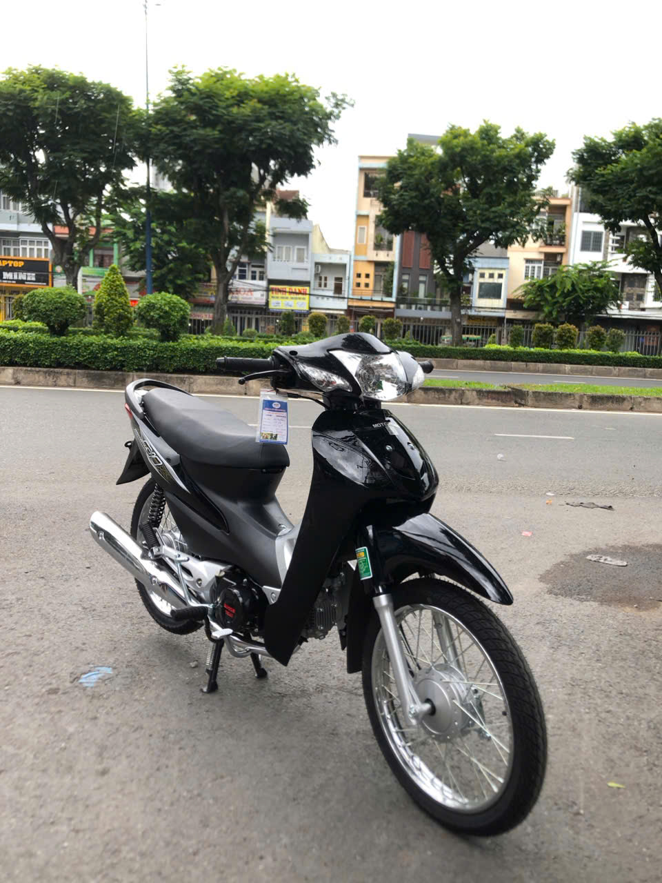 Giá bán và chính sách cam kết bảo hành