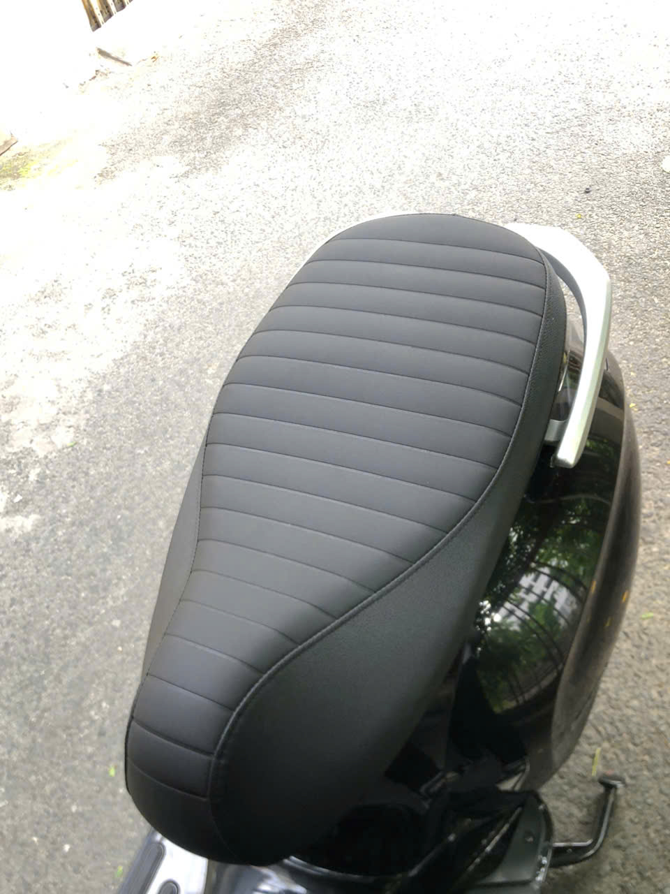 Xe máy điện Dibao Tesla Chic đèn tròn Xe máy điện Dibao Tesla Chic đèn tròn