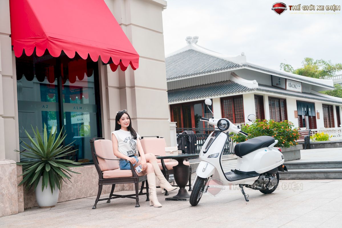 Vì sao học sinh nữ thích đi xe ga 50cc? Top 3 xe ăn khách nhất