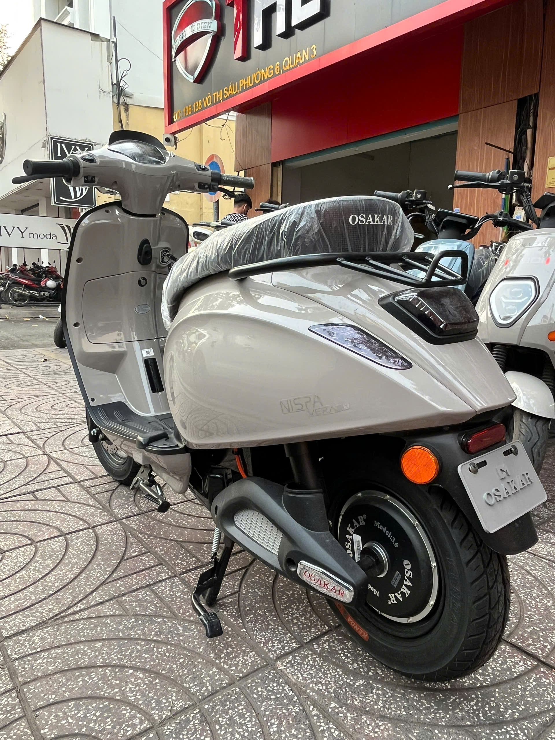 Xe m&aacute;y điện Osakar Nispa Vera New 2025