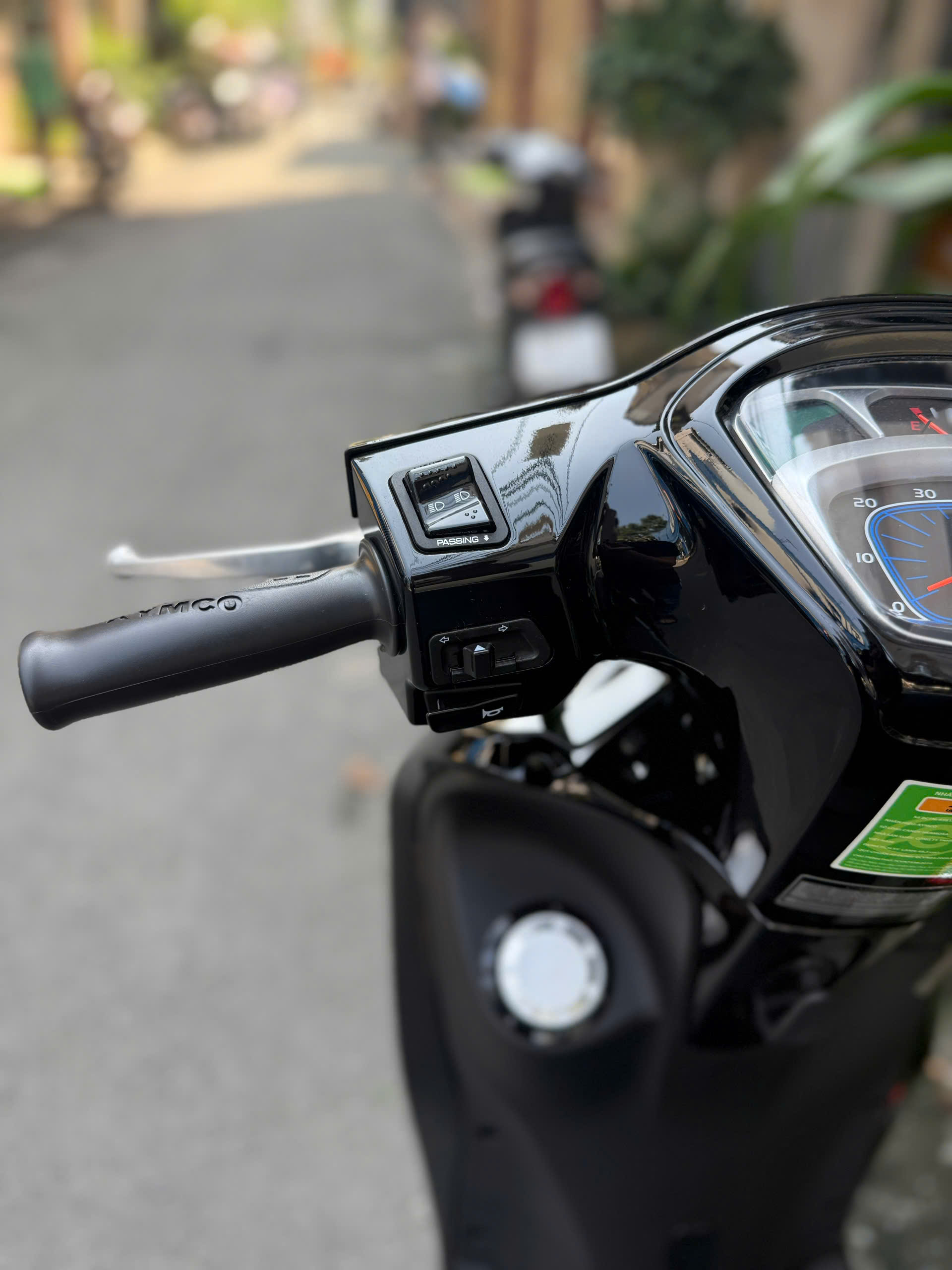 Xe Ga 50cc KYMCO Candy Hermosa X&aacute;m/Đen Nh&aacute;m