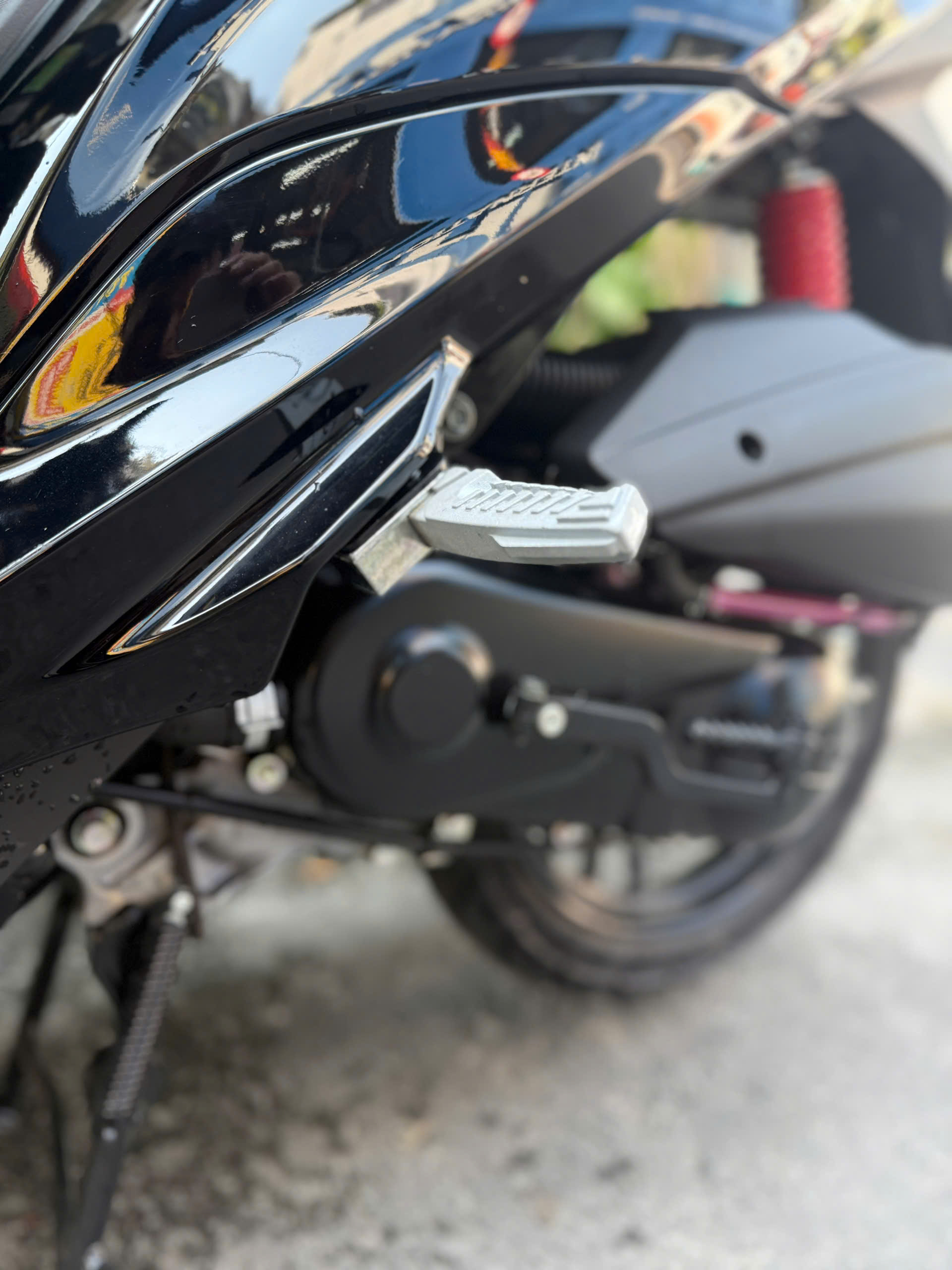 Xe Ga 50cc KYMCO Candy Hermosa X&aacute;m/Đen Nh&aacute;m