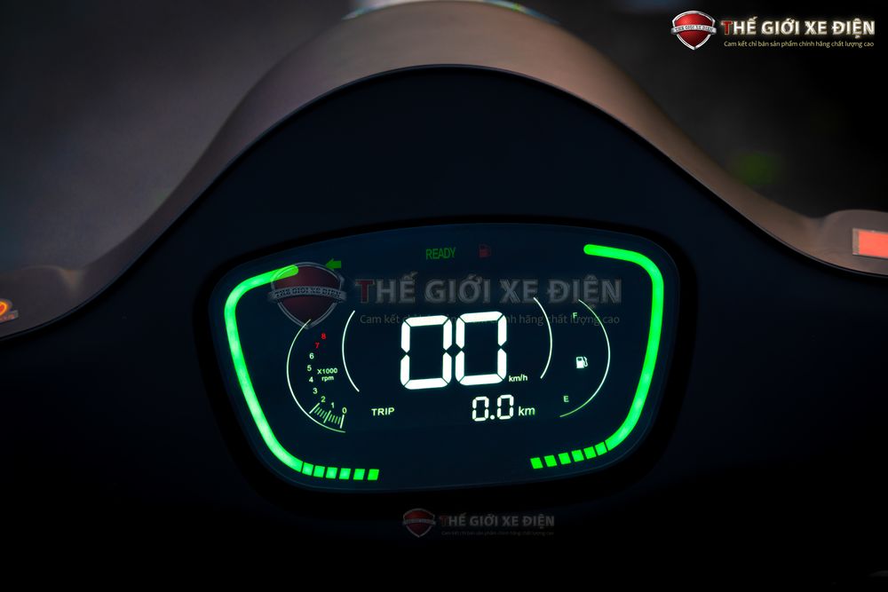 Xe ga 50cc Scooter Victoria đèn tròn Xe ga 50cc Scooter Victoria đèn tròn