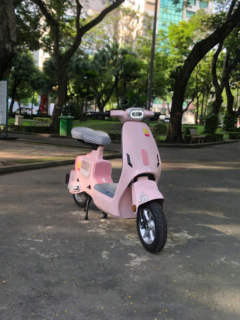 Kiểu dáng nhỏ gọn – Dễ điều khiển, dễ yêu
