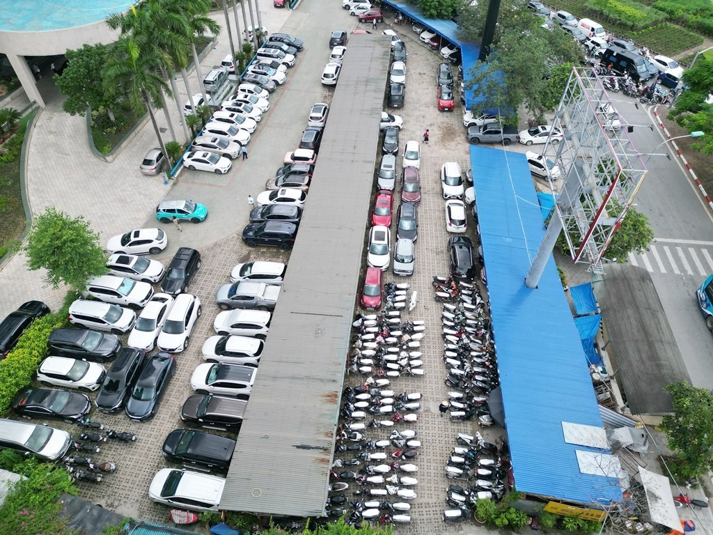 Hà Nội Quyết Liệt Đẩy Mạnh Hạ Tầng Xe Điện: Ưu Tiên Đất Công Để Xây Dựng Trạm Sạc