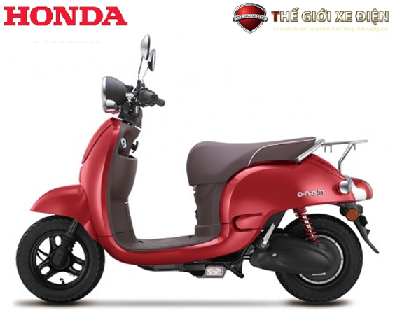 Lái xe máy điện Honda Mono - nhập khẩu chính hãng Honda an toàn: Điều cần thiết cho học sinh THPT