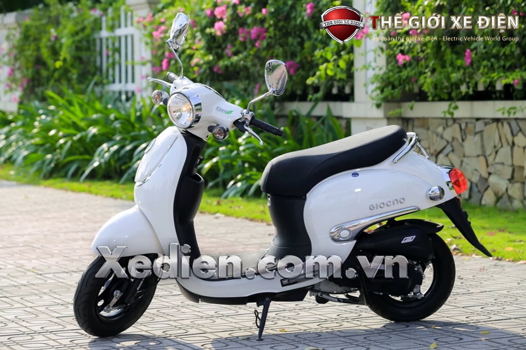 Xe máy 50cc Giorno Smile xu hướng mới của giới trẻ